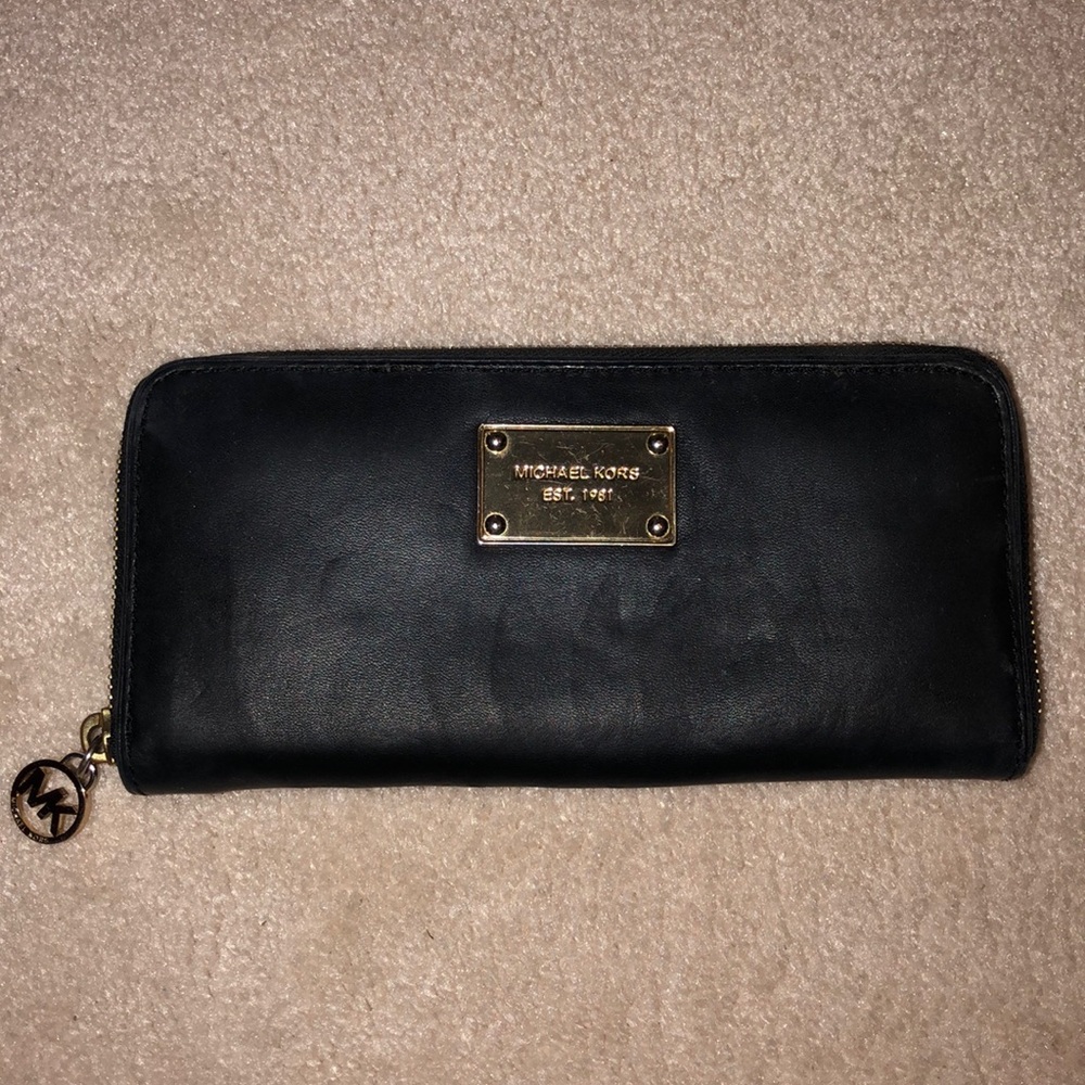 Michael Kors wallet